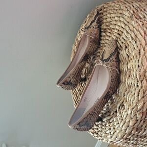 Paul Mayer Attitudes Womens Snakeskin Leather Pointed Toe Kitten 1.5" Heel S-7.5